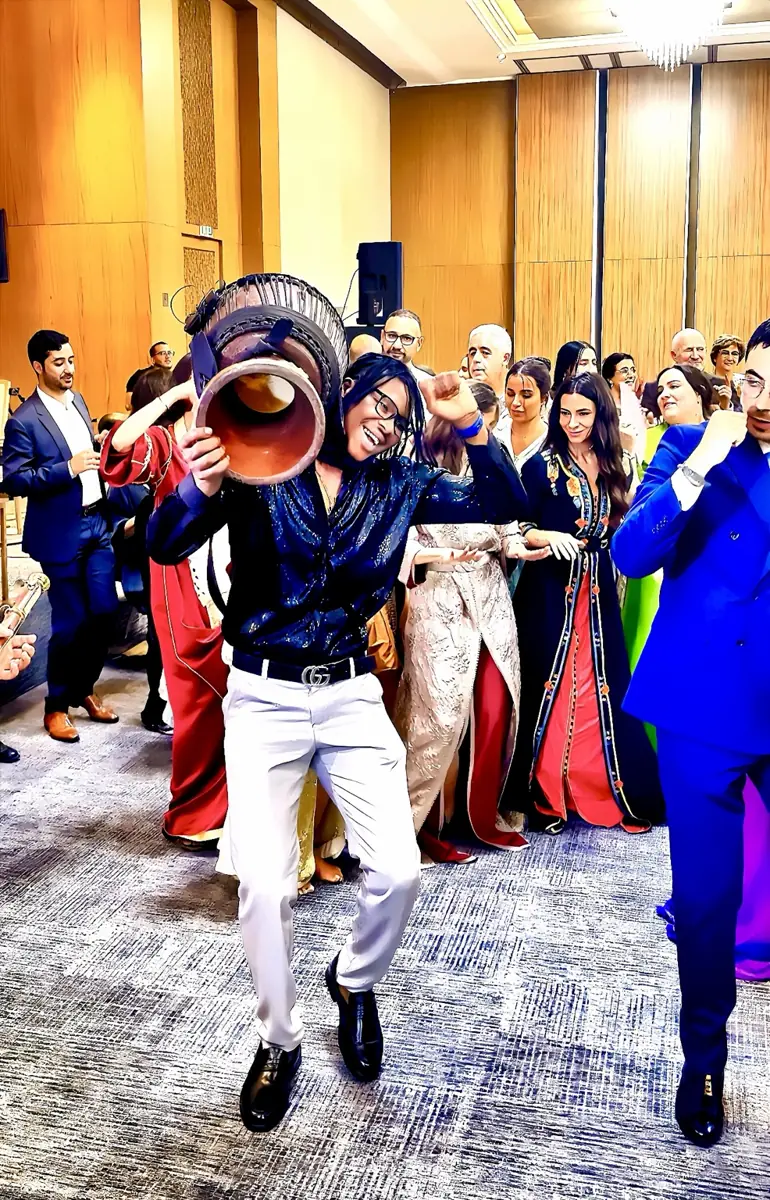 Sekou Percu performing live